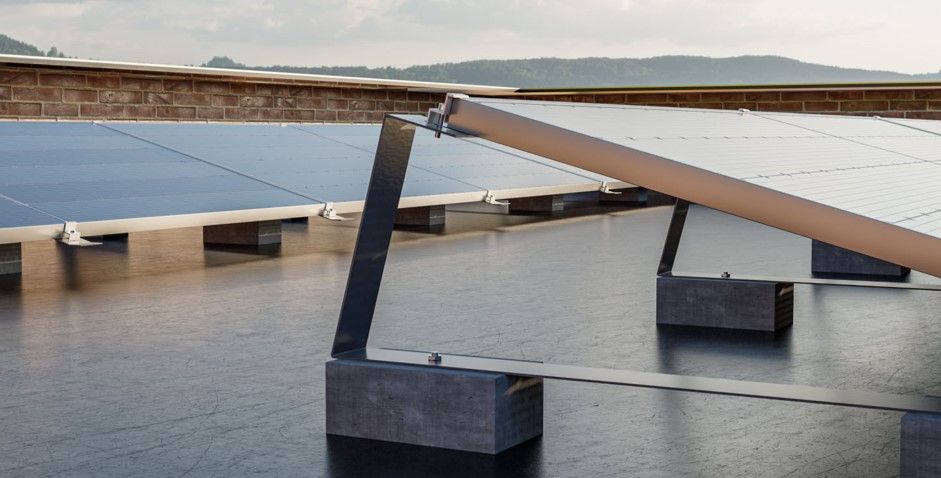 Päikesepaneeli ballastiga konstruktsioonid lamekatuse jaoks